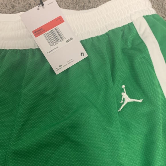 Jordan athletic shorts - Picture 2 of 2